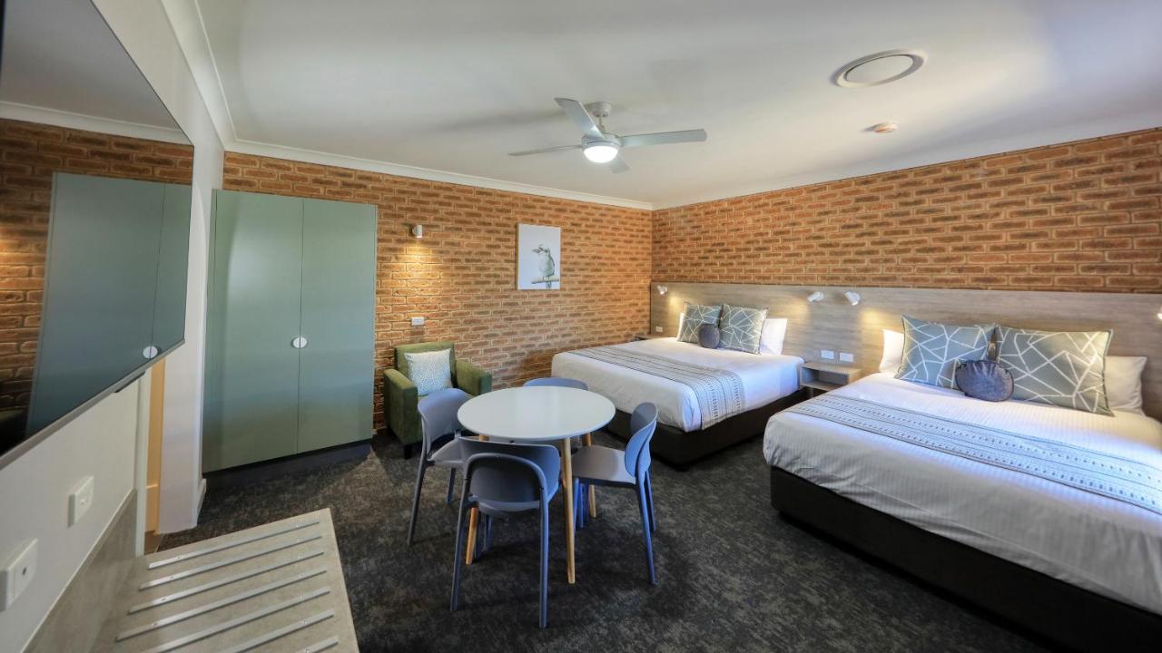 Motel Hamilton Henry Motor Parkes